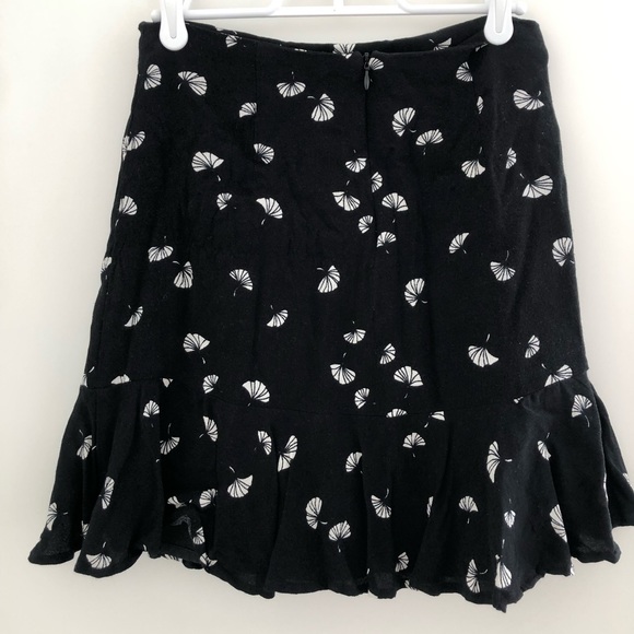 Trendy Forever 21 Black Fan Mini Skirt - Picture 6 of 9